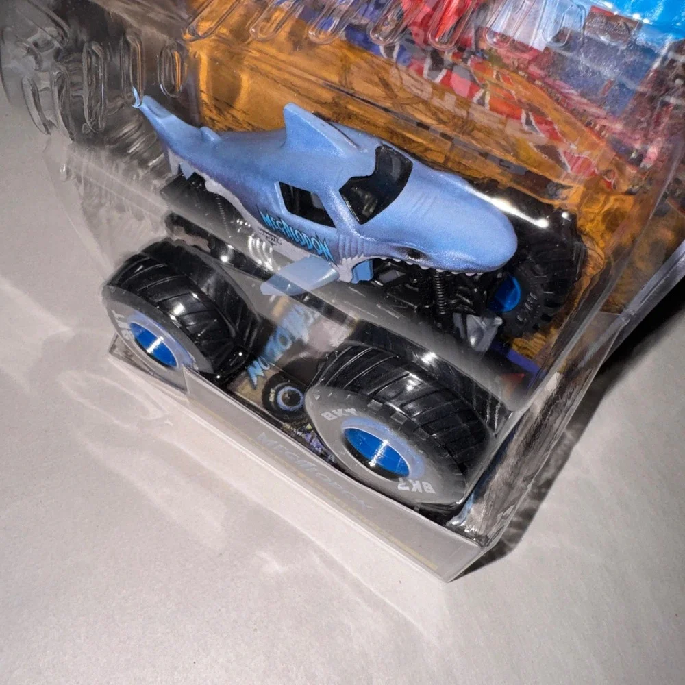 Monster Jam Megalodon Champion‎ Collection 1:64 True Metal Target Exclusive Blue